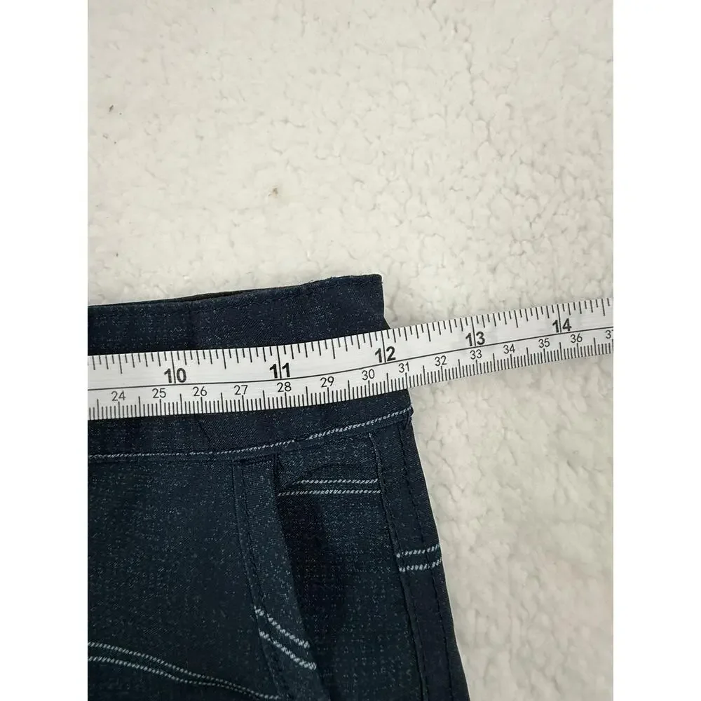 Quiksilver White Navy Striped Stitching Belt Loops‎ Shorts Set Boys Size 7